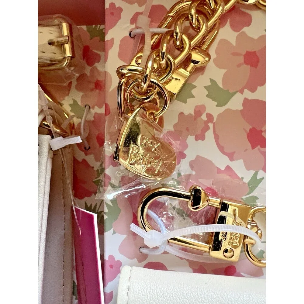 Betsey Johnson Sybil Crossbody Gift Set w/ Card Case & Charms NWT Pink Hearts
